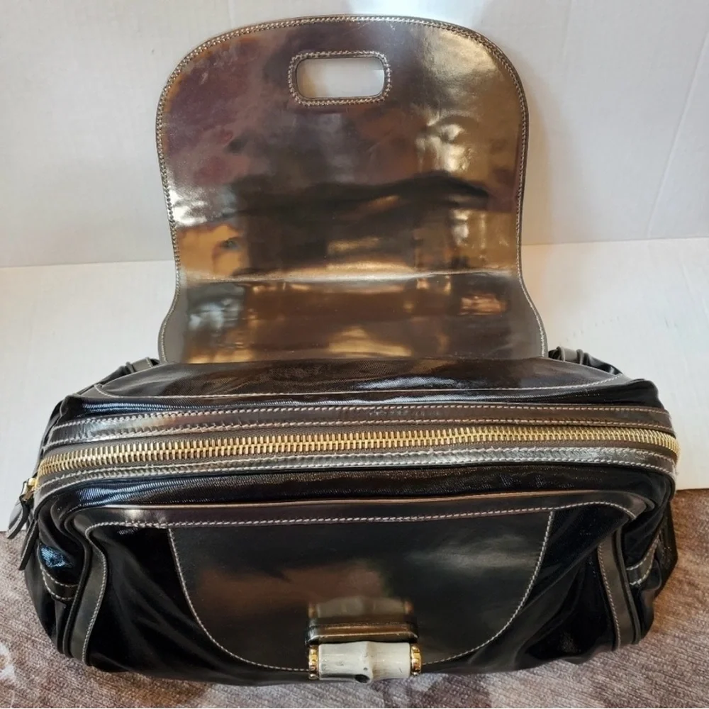 Gucci Black and Gold Satchel with Classic Design